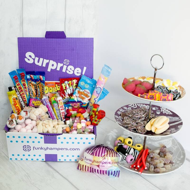 Super Deluxe Retro Sweets Gift